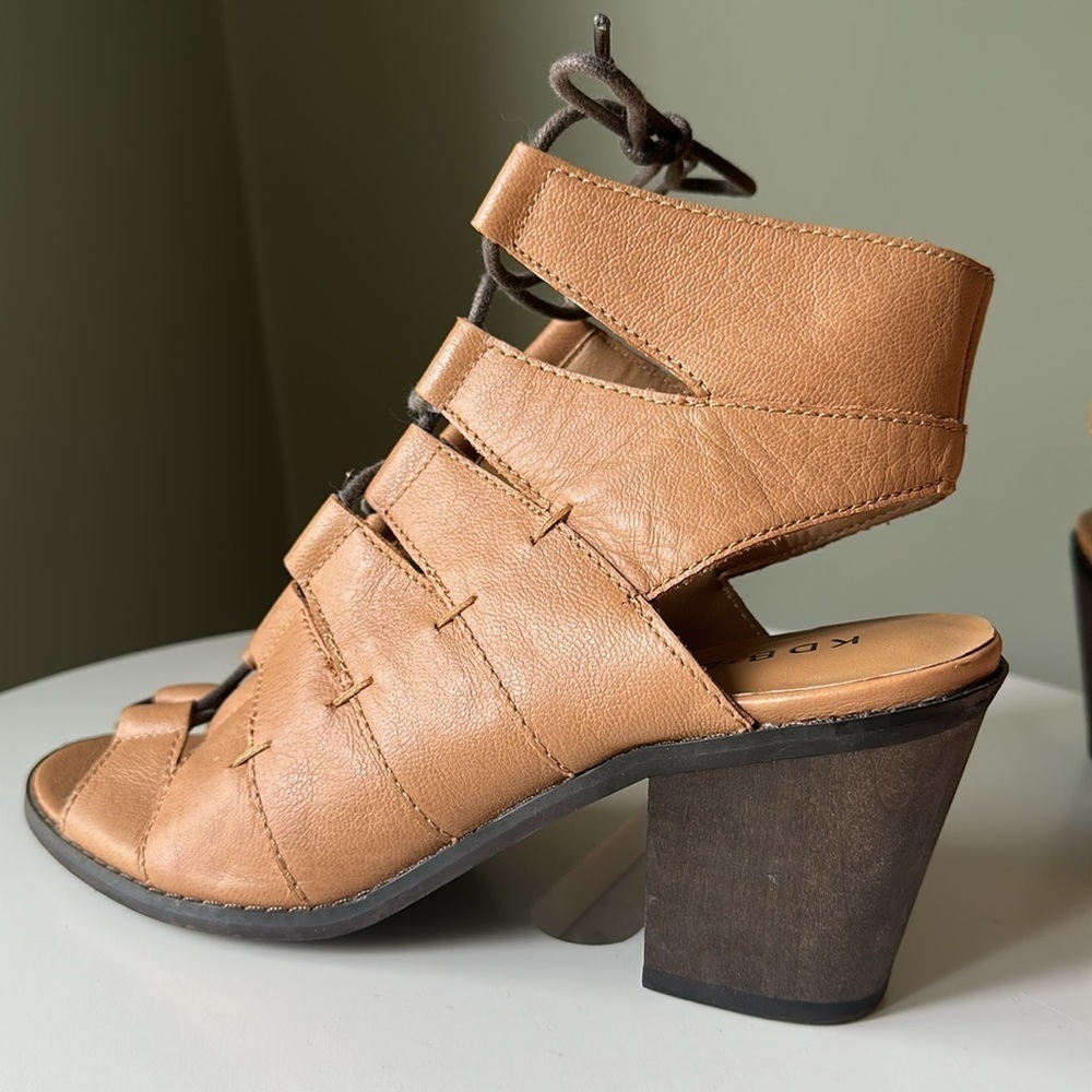 Kelsi Dagger Leather Heeled Gladiator Lace Up Open Toe Sandal Tan Cut Out Bootie